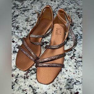 NWOT! Elegant Brown Sandals with Glitter Straps